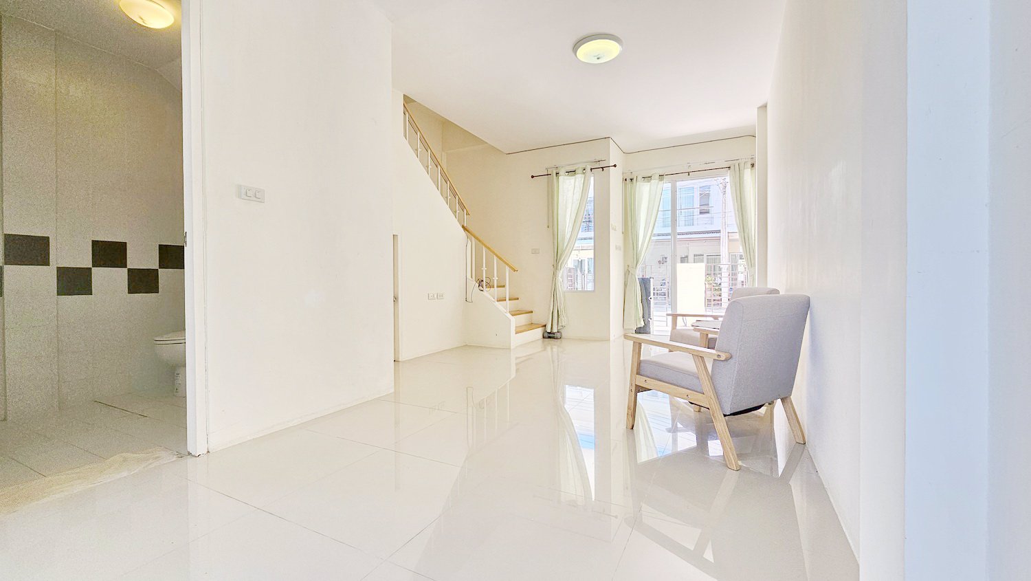 ทาวน์เฮ้าส์แสนสุขทาวน์-2-sansuk-town-2-พัทยา-ต้นโครงการ-ตหนองปรือ-อบางละมุง-จชลบุรี