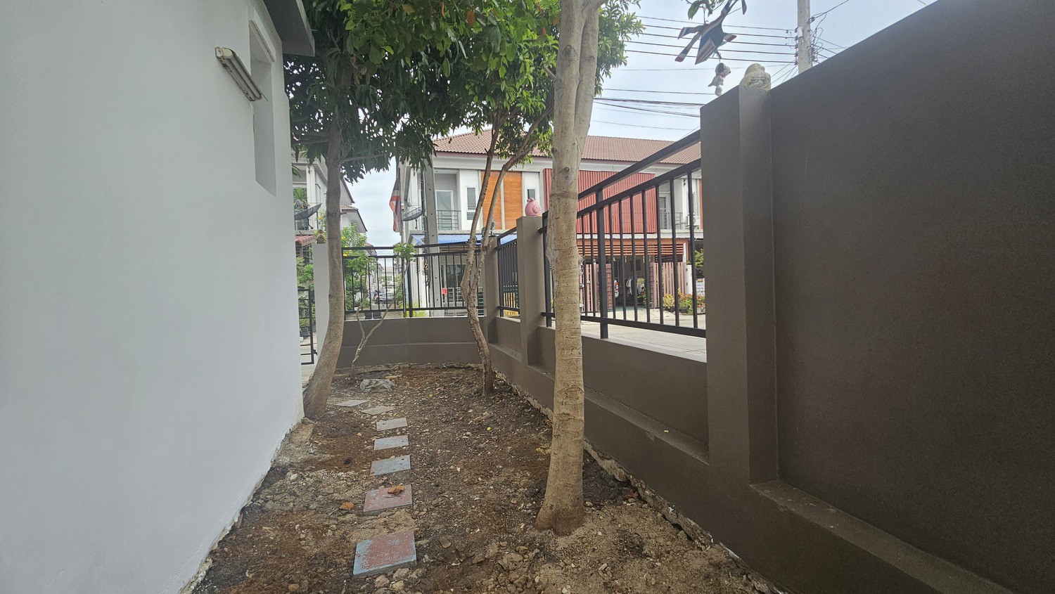 บ้านราชพฤกษ์-สุวรรณภูมิ-ลาดกระบัง-หลังมุม-ต้นโครงการ-ติดถนนเมน-2-ด้าน-พร้อมอยู่-3170-ตรว-เฟส-3