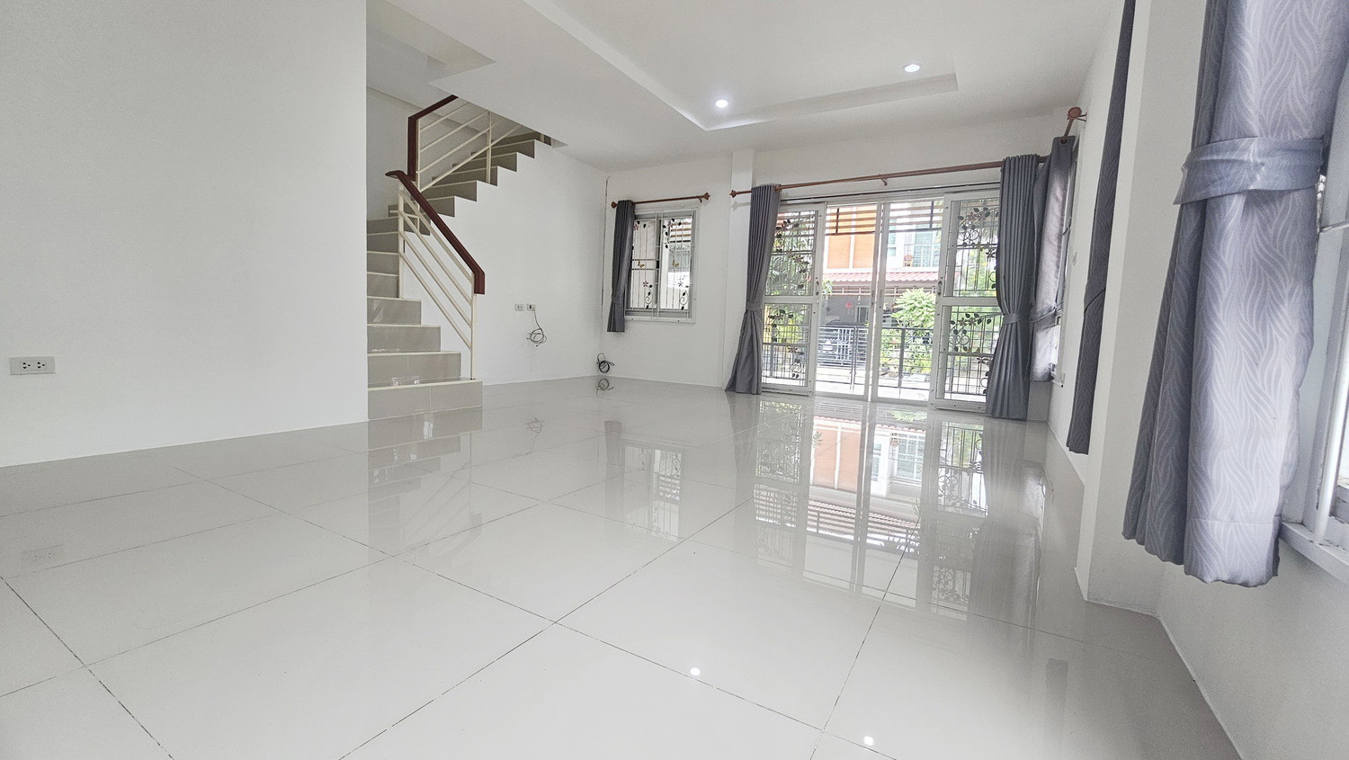 บ้านราชพฤกษ์-สุวรรณภูมิ-ลาดกระบัง-หลังมุม-ต้นโครงการ-ติดถนนเมน-2-ด้าน-พร้อมอยู่-3170-ตรว-เฟส-3