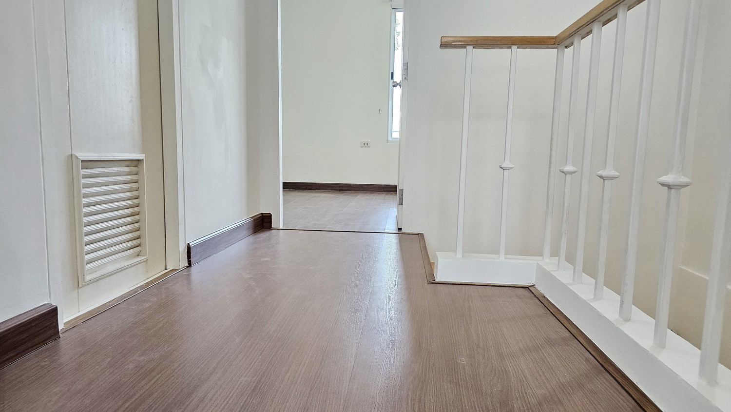 ทาวน์เฮ้าส์แสนสุขทาวน์-2-sansuk-town-2-พัทยา-ต้นโครงการ-ตหนองปรือ-อบางละมุง-จชลบุรี