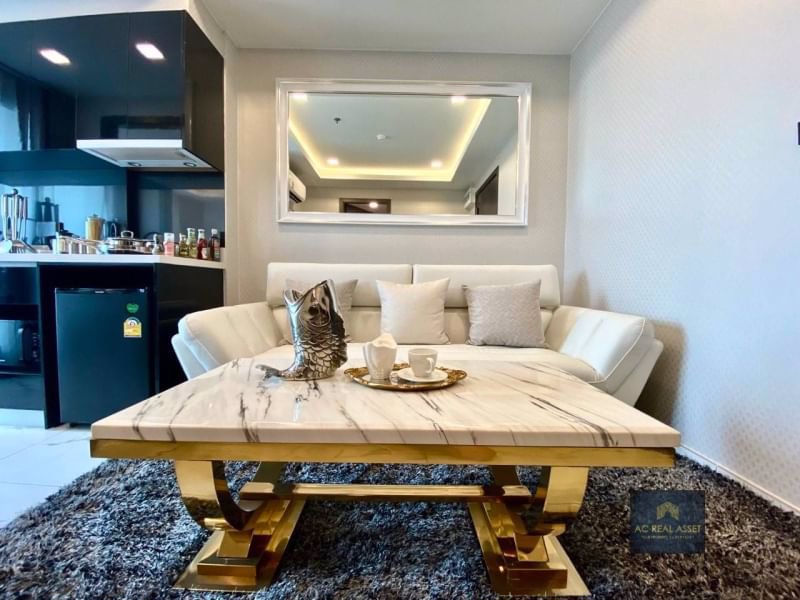 luxury-condo-arcadia-millennium-fully-furnished-on-the-high-floor-near-pattaya-beach-only-800-mete