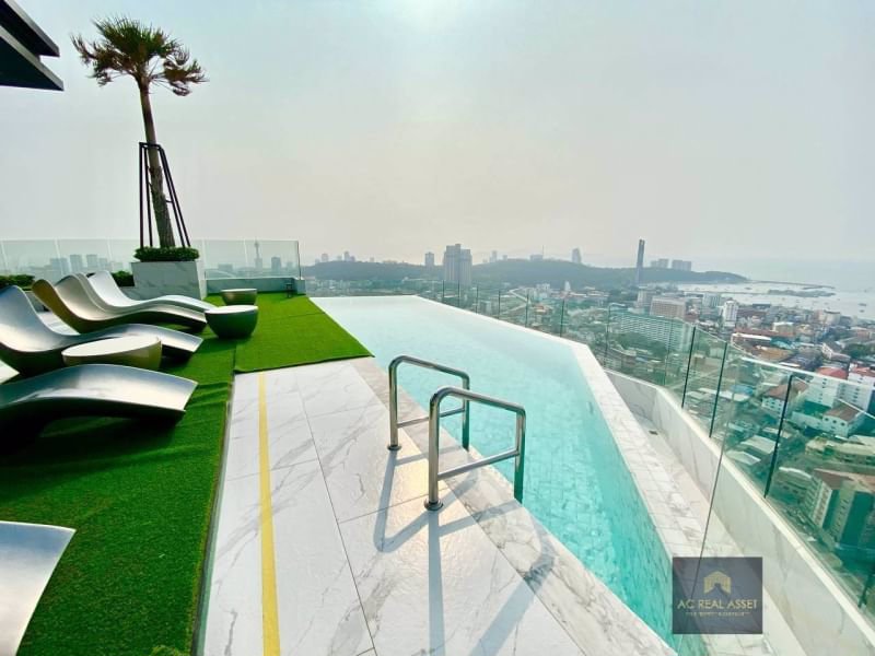 luxury-condo-arcadia-millennium-fully-furnished-on-the-high-floor-near-pattaya-beach-only-800-mete