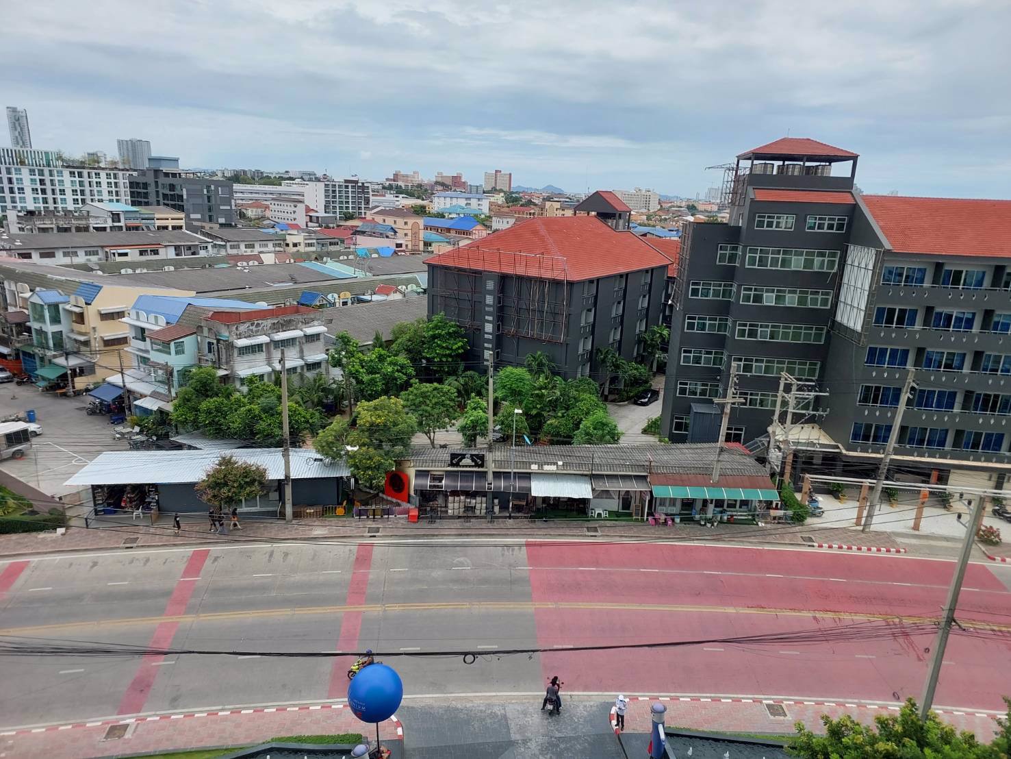 luxury-condo-arcadia-millennium-fully-furnished-on-the-high-floor-near-pattaya-beach-only-800-mete