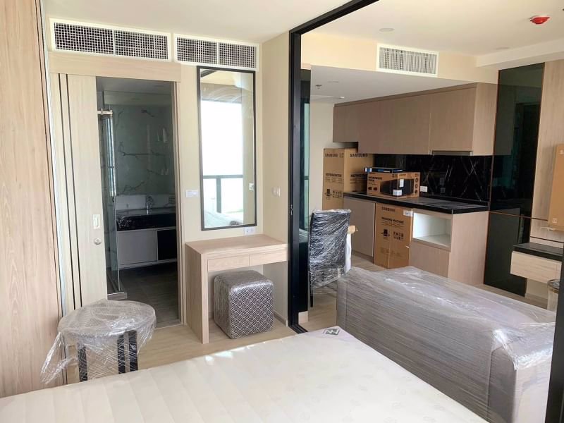 stunning-sea-view-only-250-meters-to-the-beach-on-pratamnuk-hill-pattaya