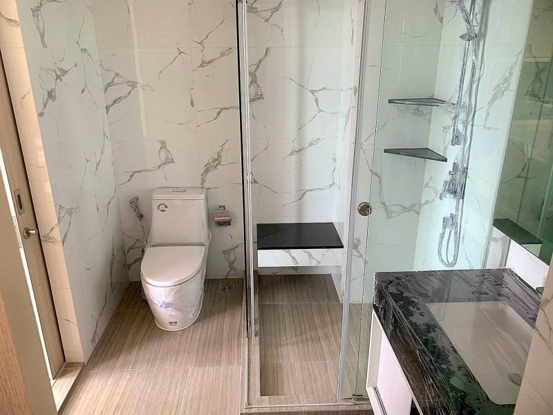 stunning-sea-view-only-250-meters-to-the-beach-on-pratamnuk-hill-pattaya