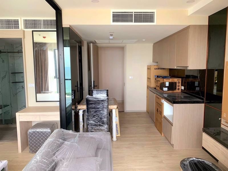 stunning-sea-view-only-250-meters-to-the-beach-on-pratamnuk-hill-pattaya
