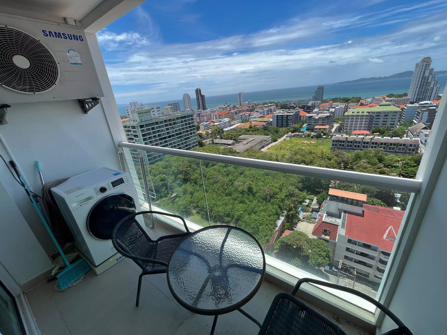 hot-price-the-vision-pratamnuk-big-room-sea-view-high-floor-fully-furnished-pattaya