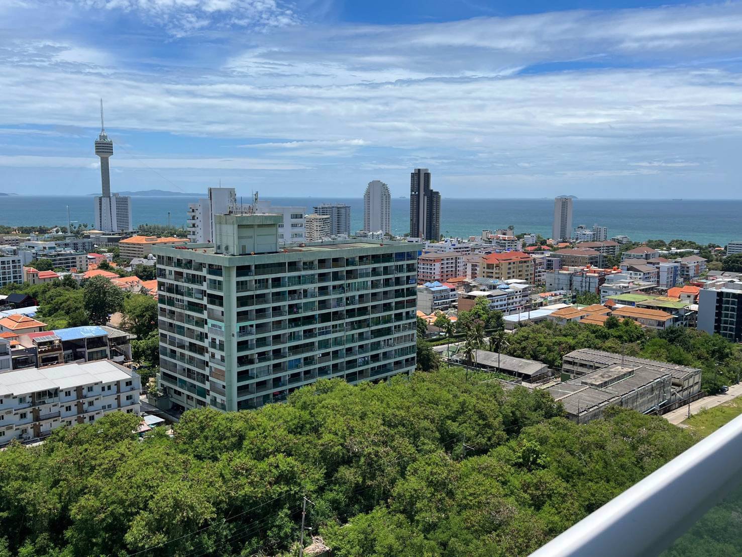 hot-price-the-vision-pratamnuk-big-room-sea-view-high-floor-fully-furnished-pattaya