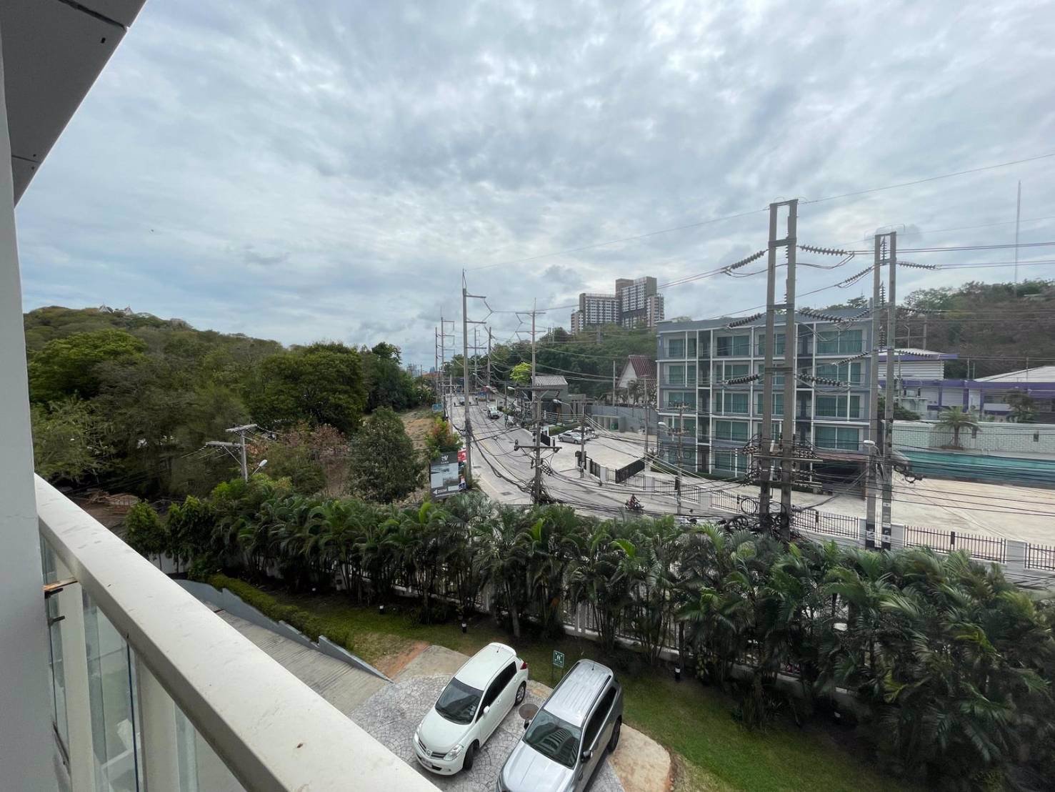 hot-price-the-vision-pratamnuk-fully-furnished-near-pattaya-beach