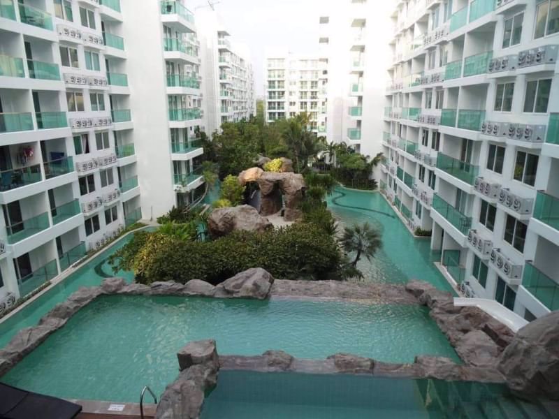 ready-for-move-in-with-fully-furnished-pool-side-view-at-amazon-residence-jomtien-pattaya