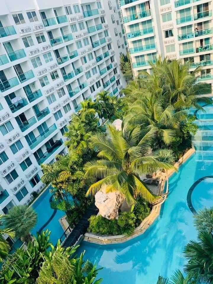 ready-for-move-in-with-fully-furnished-pool-side-view-at-amazon-residence-jomtien-pattaya