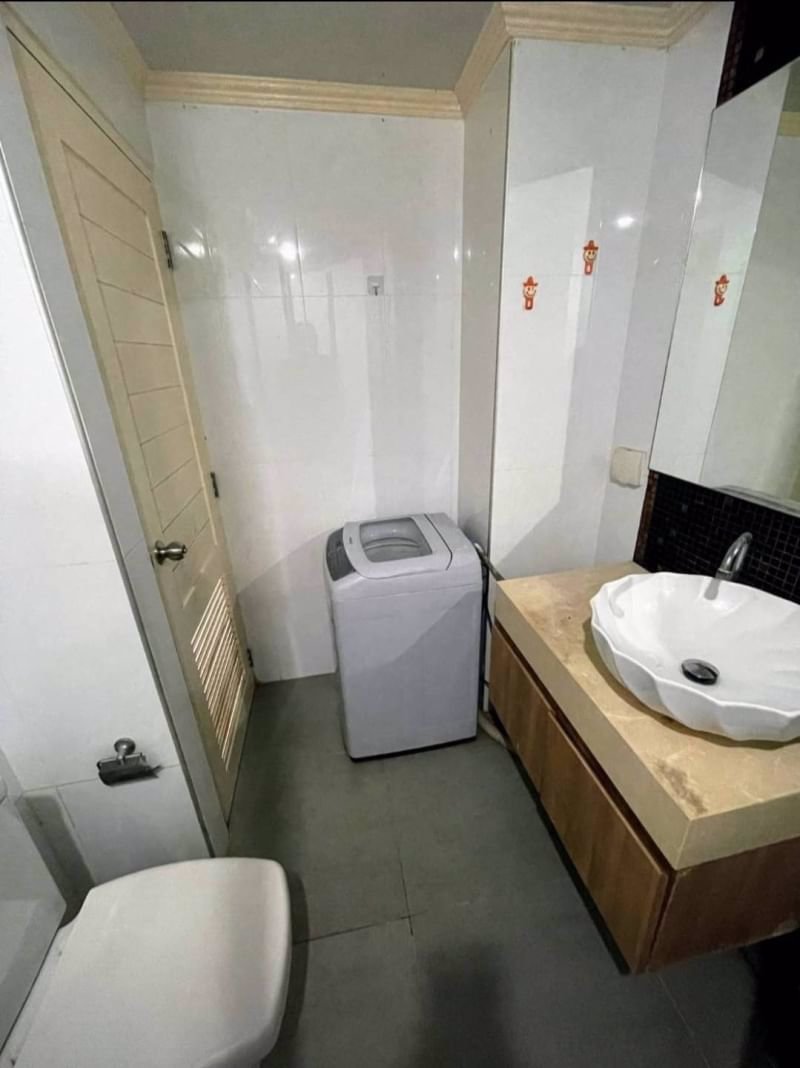 ready-for-move-in-with-fully-furnished-pool-side-view-at-amazon-residence-jomtien-pattaya