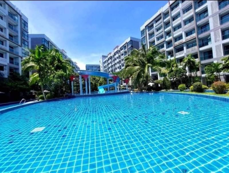 pool-view-with-fully-furnished-good-location-at-dusit-grand-park-1-jomtien-pattaya-with-service-rent