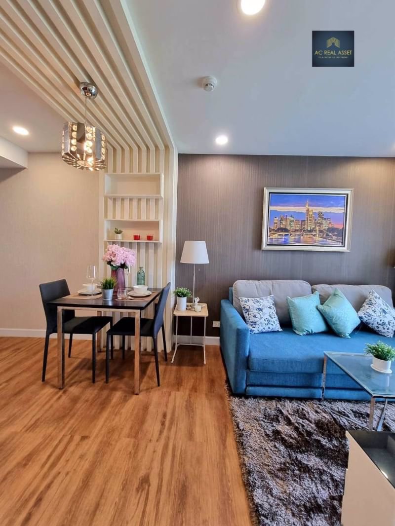 pool-view-with-fully-furnished-good-location-at-dusit-grand-park-1-jomtien-pattaya-with-service-rent