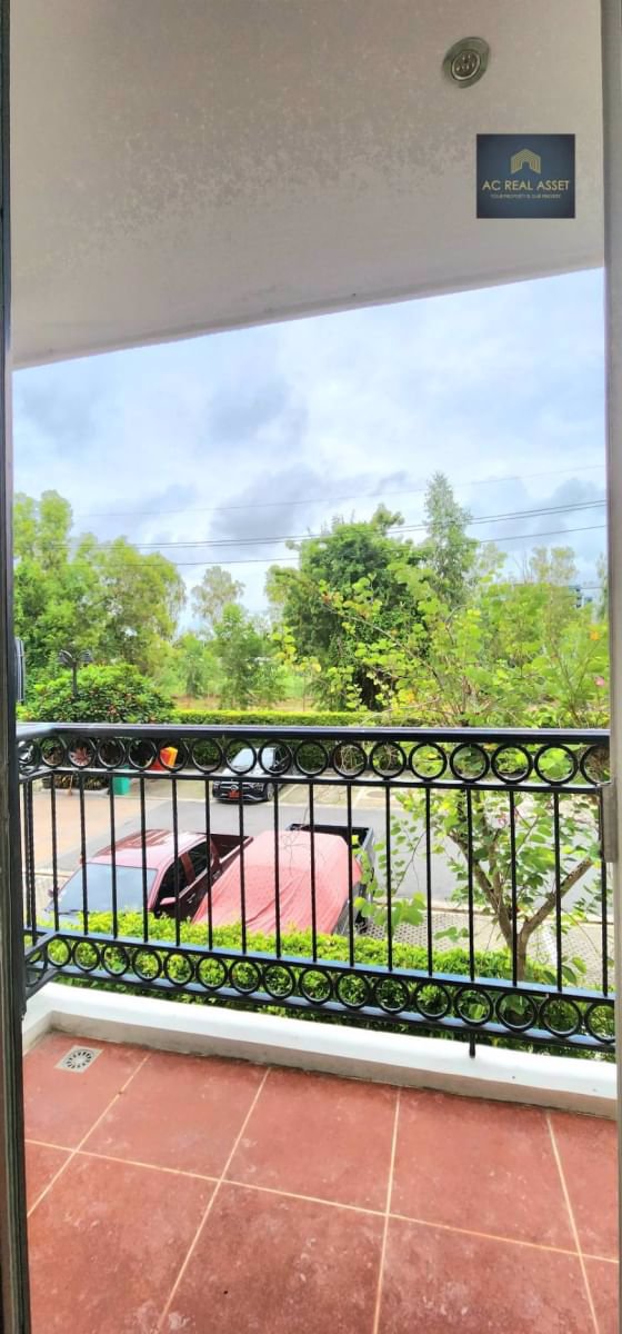 เวเนเชี่ยน-ซิกเนเจอร์-คอนโด-รีสอร์ท-ห้องสตูดิโอ-วิวริมสระน้ำ-ตกแต่งพร้อมเข้าอยู่-ใกล้หาดจอมเทียน