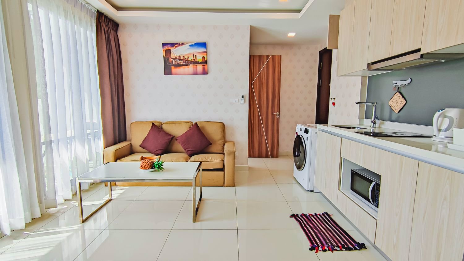 ราคาดีที่สุด-2-ห้องนอน-พร้อมรับสัญญาเช่าทันที-ตกแต่งครบ-พร้อมเฟอร์-arcadia-beach-resortใกล้หาดพัทยา