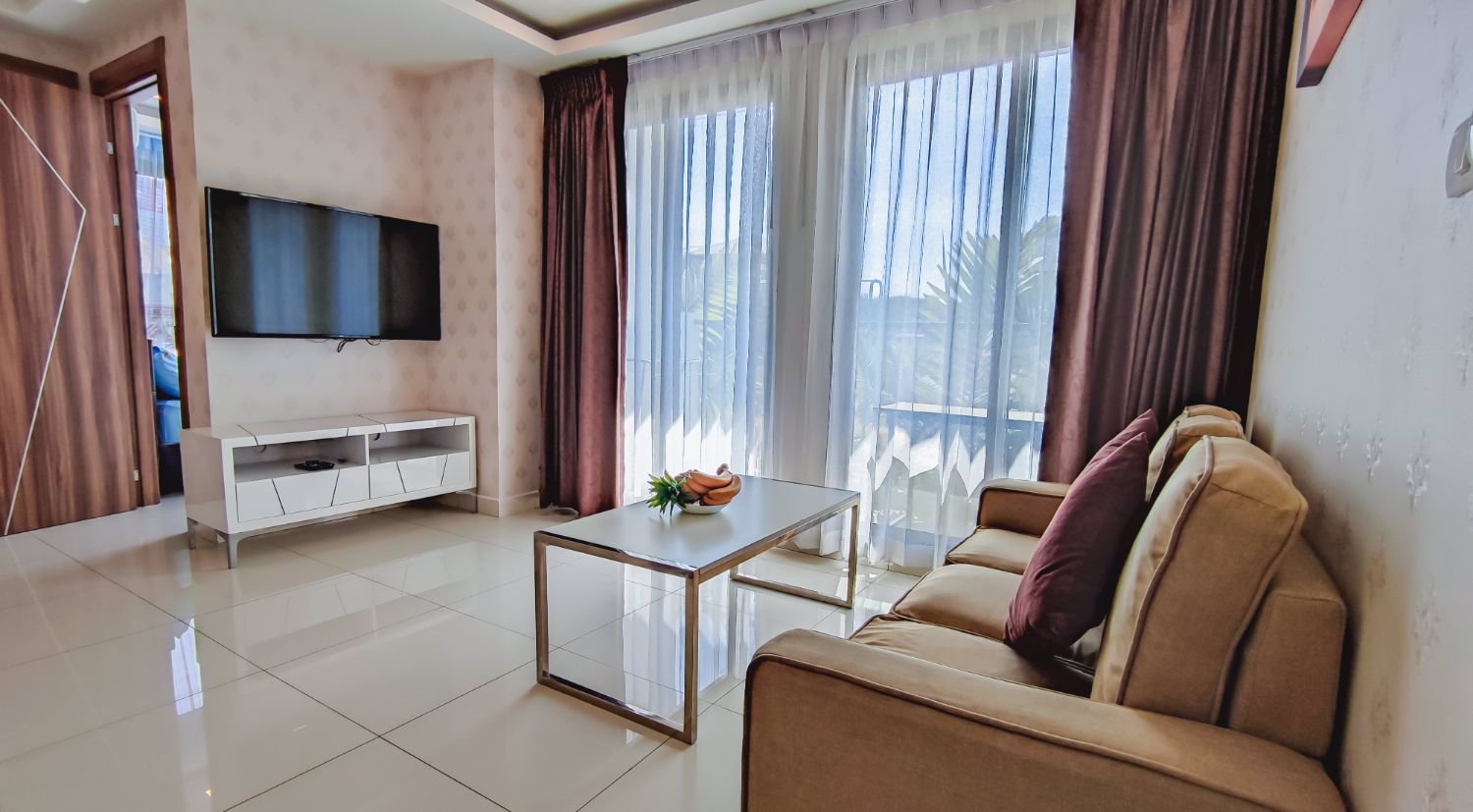 ราคาดีที่สุด-2-ห้องนอน-พร้อมรับสัญญาเช่าทันที-ตกแต่งครบ-พร้อมเฟอร์-arcadia-beach-resortใกล้หาดพัทยา