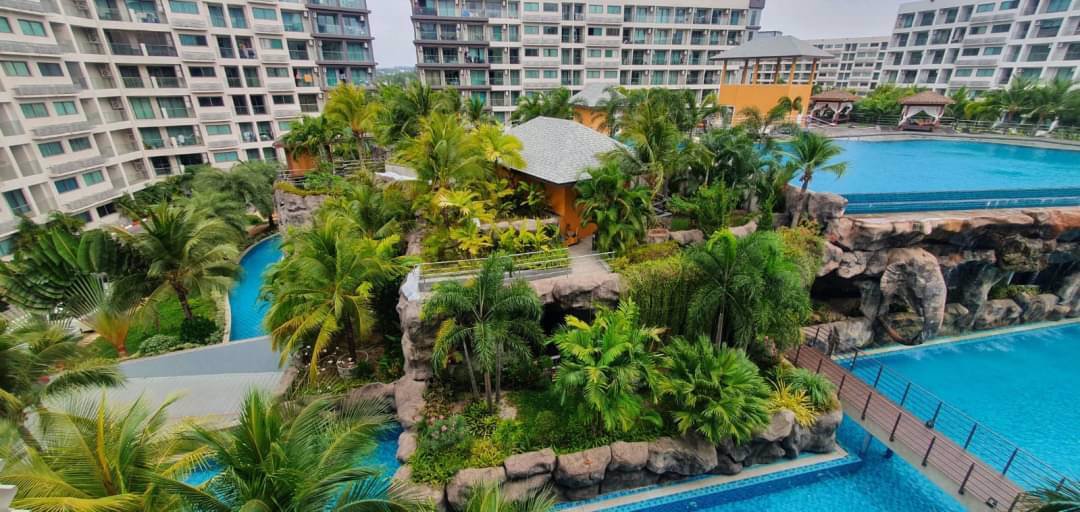 ❗best-price❗-big-1-bedroom-apartment-on-the-8th-floor-with-a-city-view-in-the-laguna-beach-resort