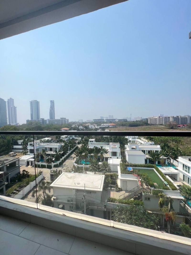 ❗best-price❗-big-1-bedroom-apartment-on-the-8th-floor-with-a-city-view-in-the-laguna-beach-resort