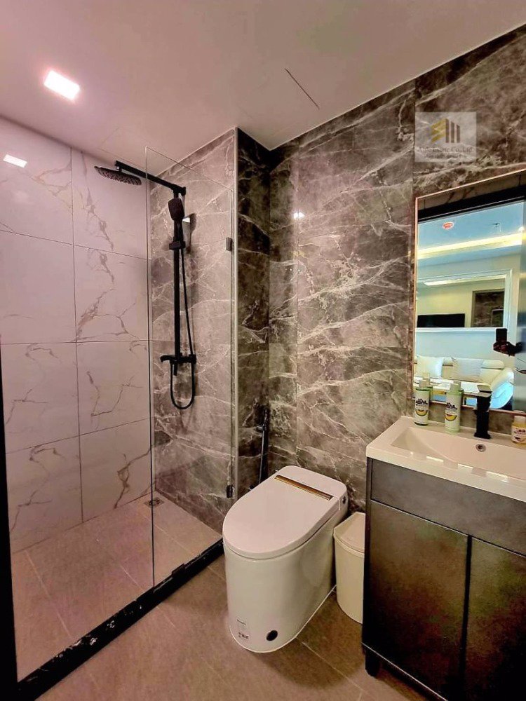 ห้องวิวทะเล-เฟอร์ครบ-ติดถนนใจกลางเมืองพัทยาใต้-แถมทองสูงสุด-30-บาท-การันตีค่าเช่าสูงสุด-30-เดือน