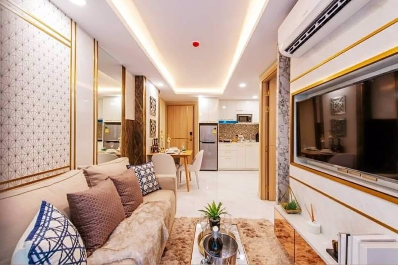 🔥ราคาดีสุดคุ้ม🔥⚜️-ห้อง-pool-access-เดินลงสระได้เลย-ใหม่-พร้อมเฟอร์-กับโครงการสวนน้ำหรู-ดุสิต-แกรนด