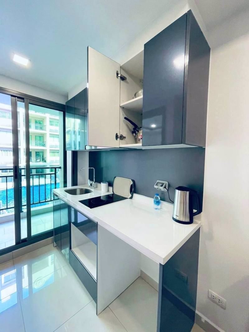 ⚜️-อาคาเดีย-บีช-คอนติเนนทอล-⚜️-ห้องวิวสระ-พร้อมเฟอร์นิเจอร์ครบ-พัทยา-จอมเทียน