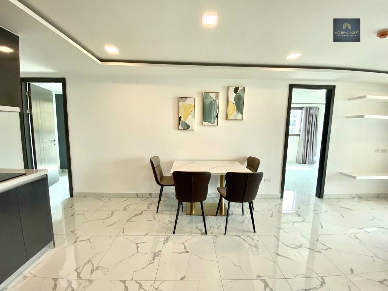 arcadia-center-suite-2-bedroom-with-furnished-ready-to-move-in-arcadia-center-suite-thappaya-rd-near