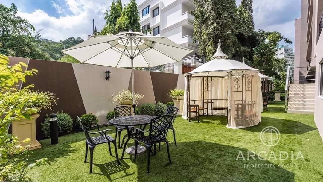 arcadia-center-suite-2-bedroom-with-furnished-ready-to-move-in-arcadia-center-suite-thappaya-rd-near