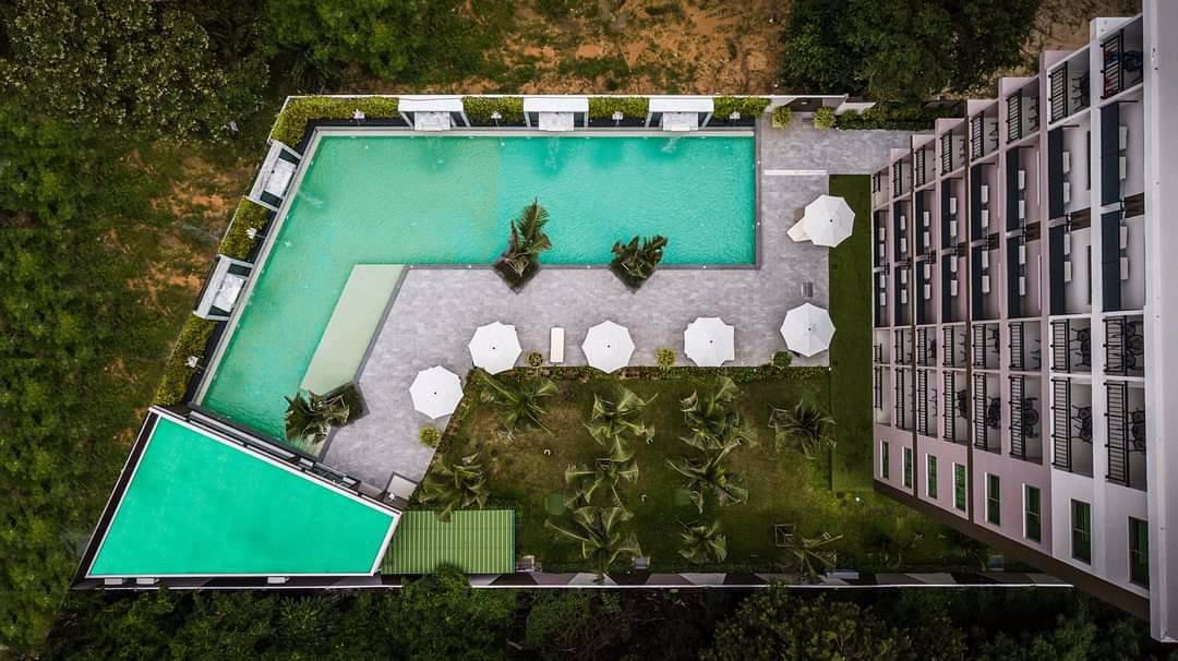 arcadia-center-suite-2-bedroom-with-furnished-ready-to-move-in-arcadia-center-suite-thappaya-rd-near