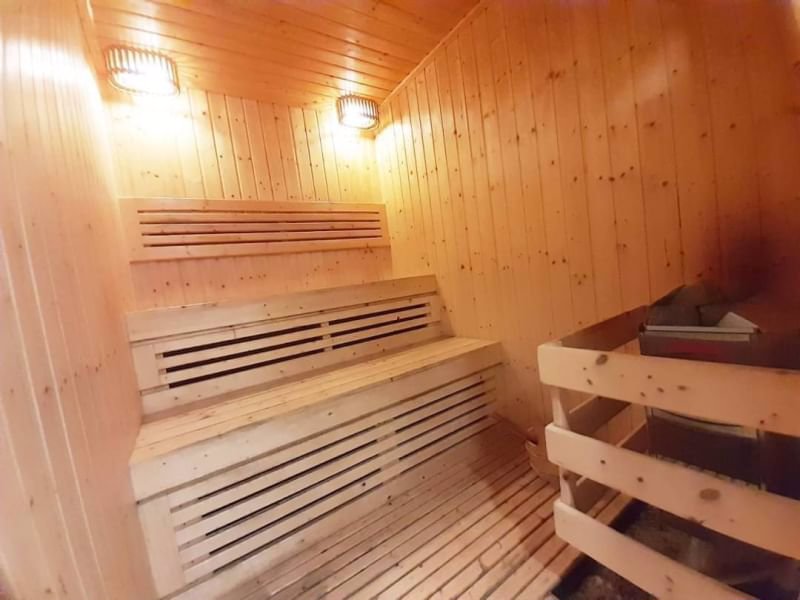 ⚜️-the-orient-resort-spa-pattaya-⚜️-outside-view-on-2st-floor-jomtien