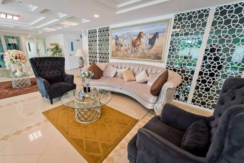 ⚜️-the-orient-resort-spa-pattaya-⚜️-outside-view-on-2st-floor-jomtien