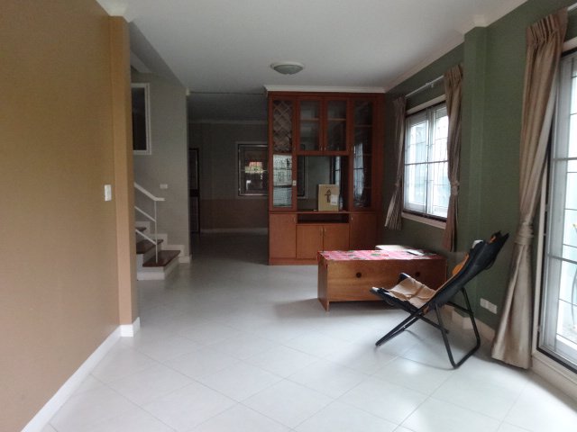 ขายทาวน์โฮม-มสิริยาทาวน์-สวนสยาม-คันนายาว-ใกล้รถไฟฟ้า-ห้างฯ-ตลาด-แต่งสวยถูกมาก