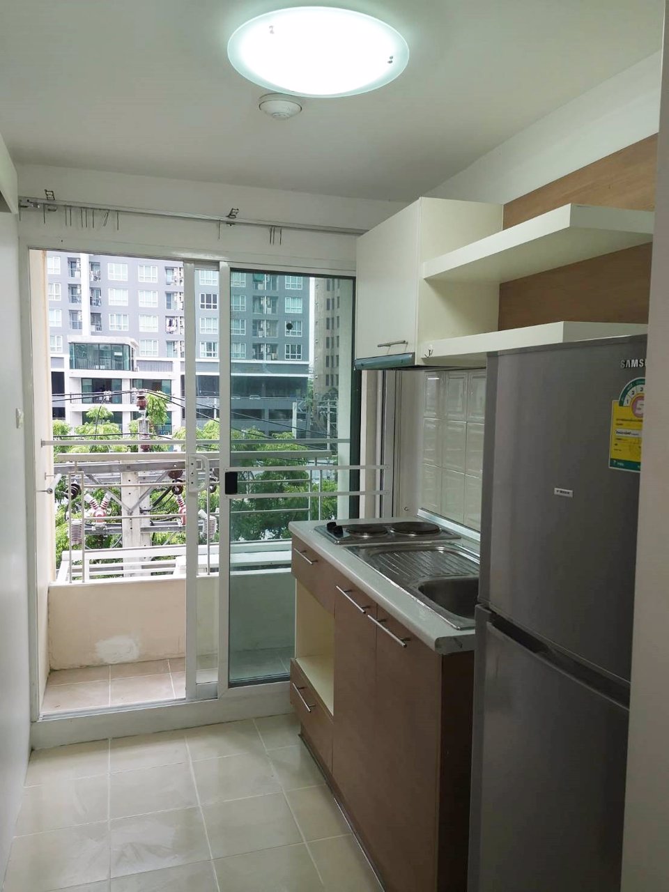 ให้เช่า-คอนโด-ivy-รัชดา-ใกล้-mrt-สุทธิสาร-เพียง-150-เมตร-30-ตรม-ตกแต่งเฟอร์ครบ-ใกล้เซ็นทรัลพระราม9