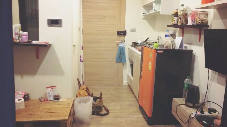 ขายถูก-คอนโด-h2-รามอินทรา-21-ขนาด-23ตรม-1นอน-ห้องมุม-ทิศตะวันออก-เฟอร์ครบ-ใกล้รถไฟฟ้าสายสีชมพู