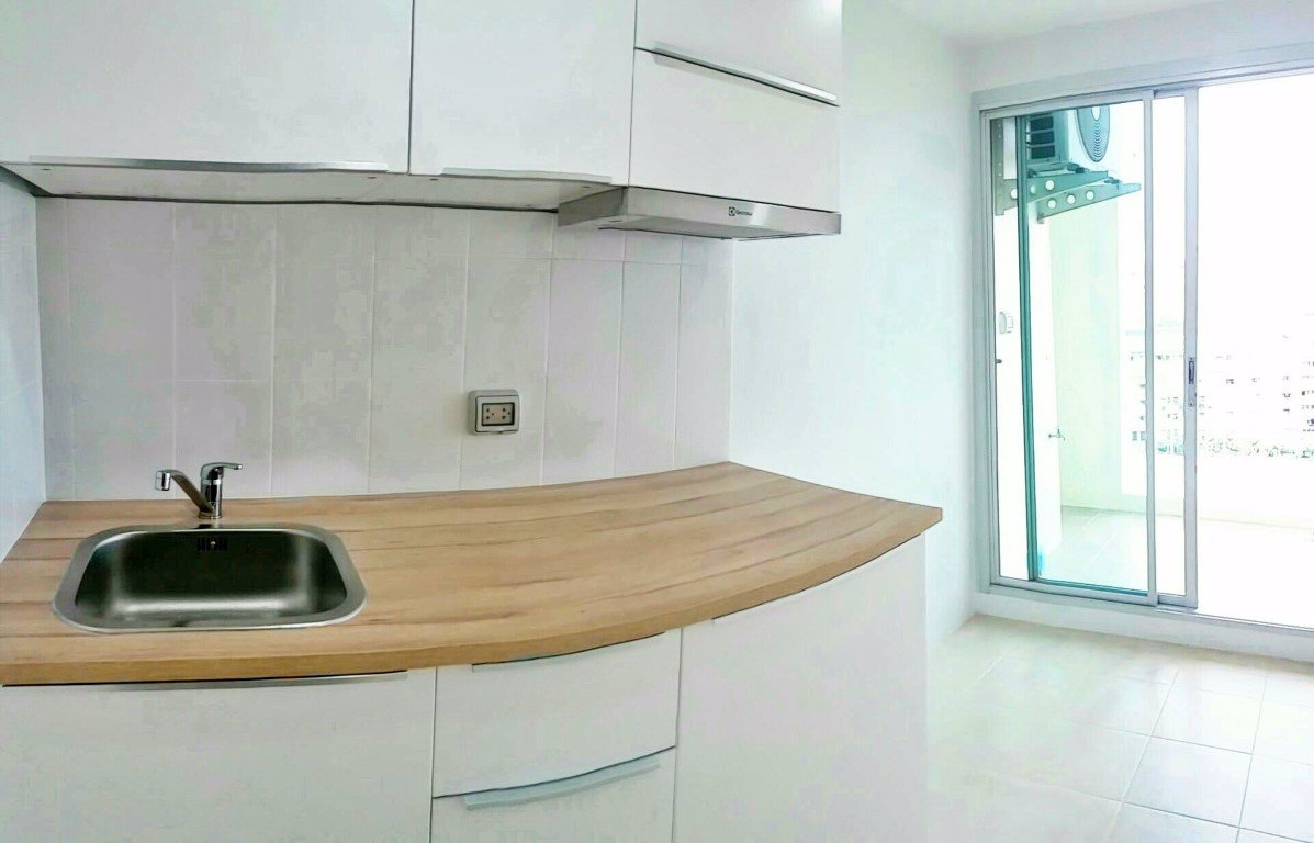 ขายคอนโด-the-niche-รัชดา-ห้วยขวาง-รีโนเวทใหม่ทั้งห้อง-35-ตรม-1-นอน-เฟอร์ครบ-ใกล้-mrt-ห้วยขวาง-2-นาที