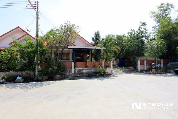 62112668-ขายถูกมาก-ขายขาดทุน-บ้านแฝดชั้นเดียว-มพฤกษ์ลดา-บางนา-ตราด-ขนาด-958-ตรว-หลังริม-