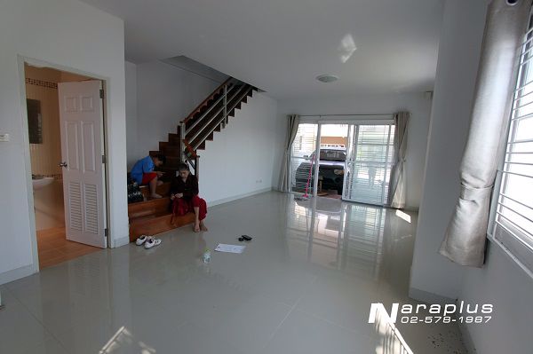 62112678-ขายถูกมาก-ขายขาดทุน-ขายทาวน์โฮม-2-ชั้น-เดอะ-เพอร์เฟค-ซิตี้-ขนาด-378-ตรว-หลังริม-