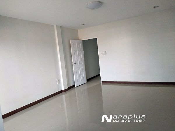 62122848-ขายอาคารพาณิชย์-2-ชั้น-หลังมุม-ขนาด-20-ตรว-หนองกระทุ่ม-นครราชสีมา