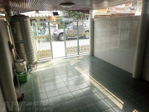 63010290-ขายทาวน์เฮ้าส์-2-ชั้น-ขนาด-24-ตรว-มมาสเตอร์รอยัล-ใกล้สวนหลวง-ร9