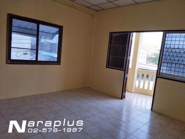 62092468-ขายอาคารพาณิชย์-2-ชั้น-หลังมุม-เนื้อที่-18-ตรว-หลังซีเกรท-อำเภอสูงเนิน