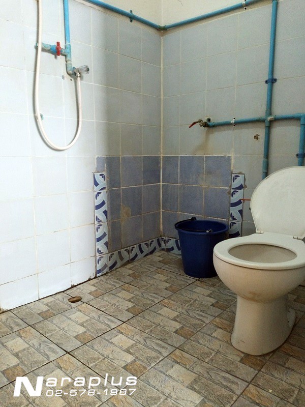 62092468-ขายอาคารพาณิชย์-2-ชั้น-หลังมุม-เนื้อที่-18-ตรว-หลังซีเกรท-อำเภอสูงเนิน