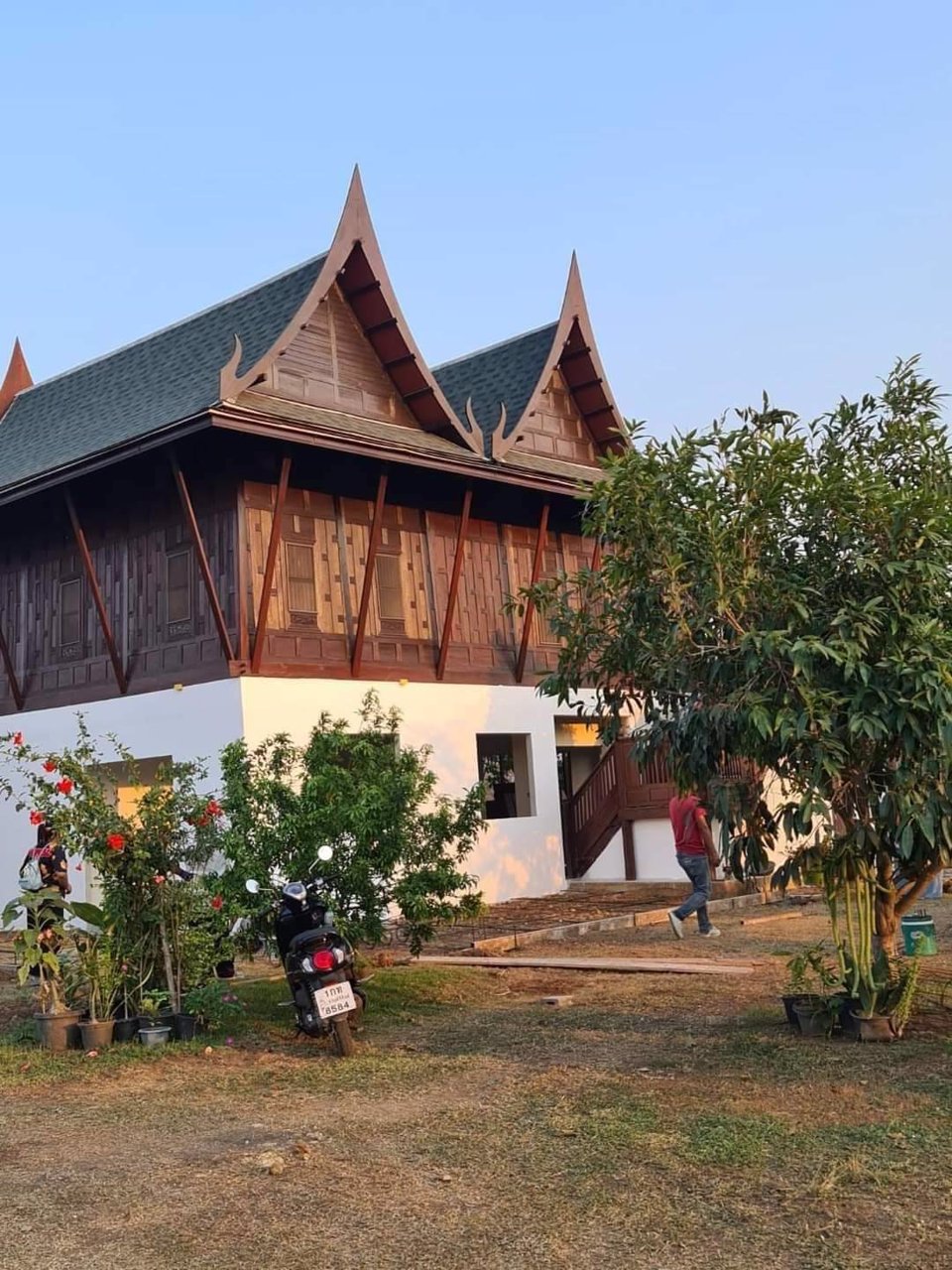 ไม่มีคำบรรยายใดๆ-เมื่อได้ยืนอยู่ในที่แห่งนี้-บ้าน-2-ชั้น-3-ห้องนอน-3-ห้องน้ำ