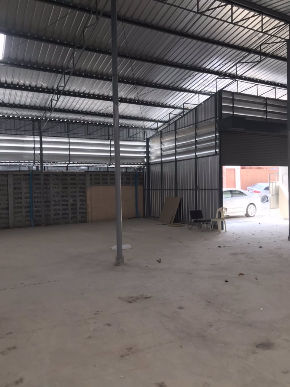 โกดังให้เช่าให้เช่าโกดังอยู่ถนนสุขาภิบาลสองใกล้สี่แยกประเวศ