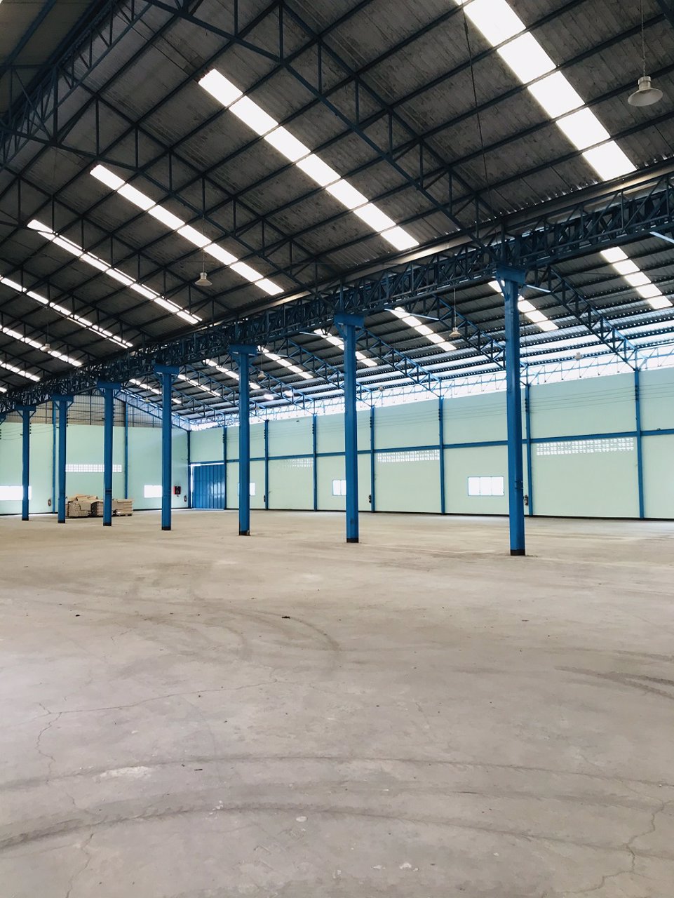 โรงงานเช่าให้เช่าอยูตำบลหนองไผ่แก้วอำเภอบ้านบึงจังหวัดชลบุรีอยู่ใกล้แยกหนองปรืถนนเส้น331