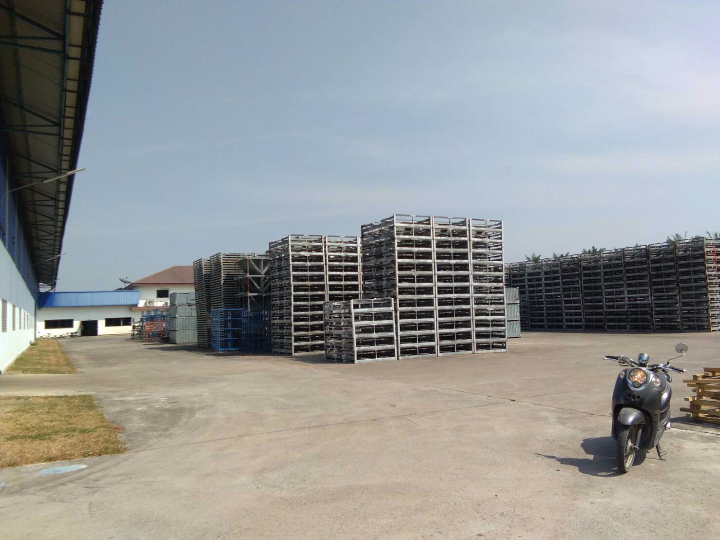 โรงงานเช่าให้เช่าอยูตำบลหนองไผ่แก้วอำเภอบ้านบึงจังหวัดชลบุรีอยู่ใกล้แยกหนองปรืถนนเส้น331