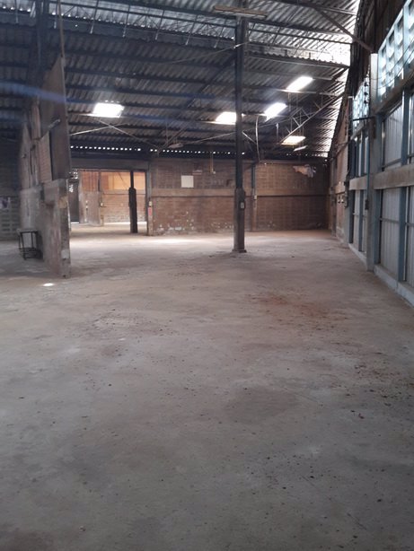 ขายโรงงานขายโกดังอยู่ติดถนนติวานนท์เนื้อที่5ไร่1งาน8ตารางวาตำบลบ้านกลางอำเมือง