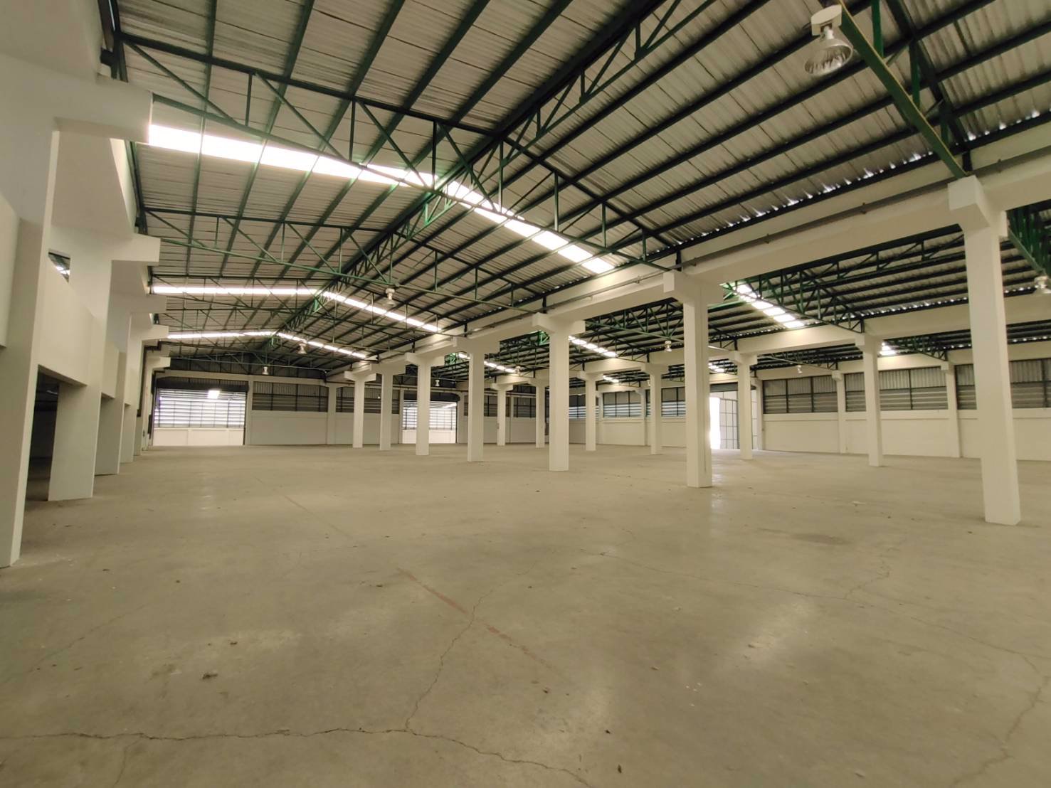 ให้เช่าอาคารโรงงาน-โกดังอยู่ถนนสุขุมวิทตำบลบางปู-อำเภอเมือง-จังหวัดสมุทรปราการ