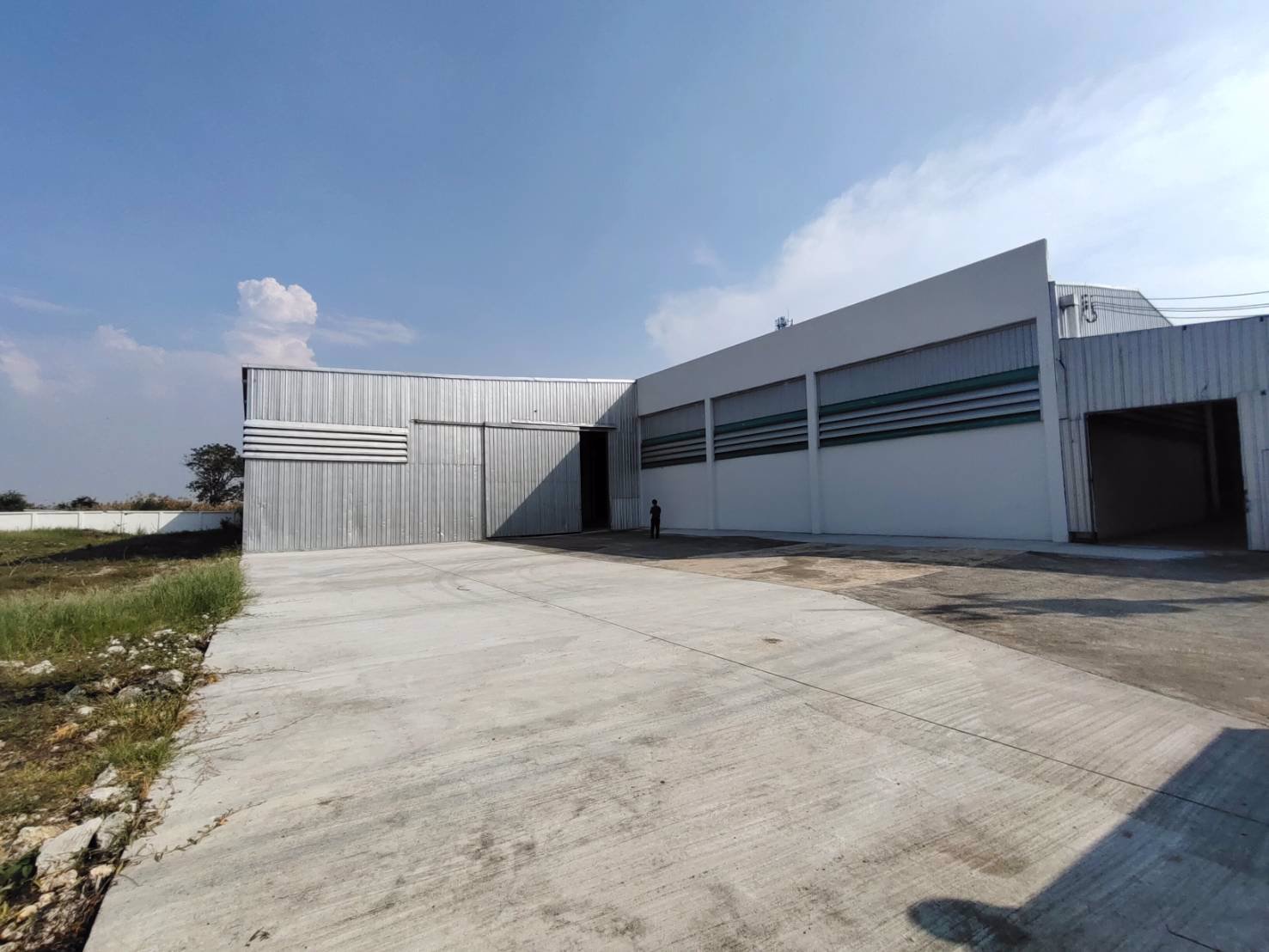 ให้เช่าอาคารโรงงาน-โกดังอยู่ถนนสุขุมวิทตำบลบางปู-อำเภอเมือง-จังหวัดสมุทรปราการ