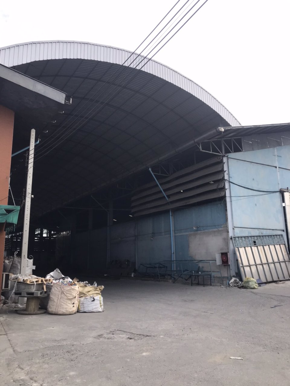 ขายอาคารโรงงาน-โกดังอยู่ถนนสุขุมวิทอำเภอเมืองจังหวัดสมุทรปราการเนื้อที่-6-ไร่