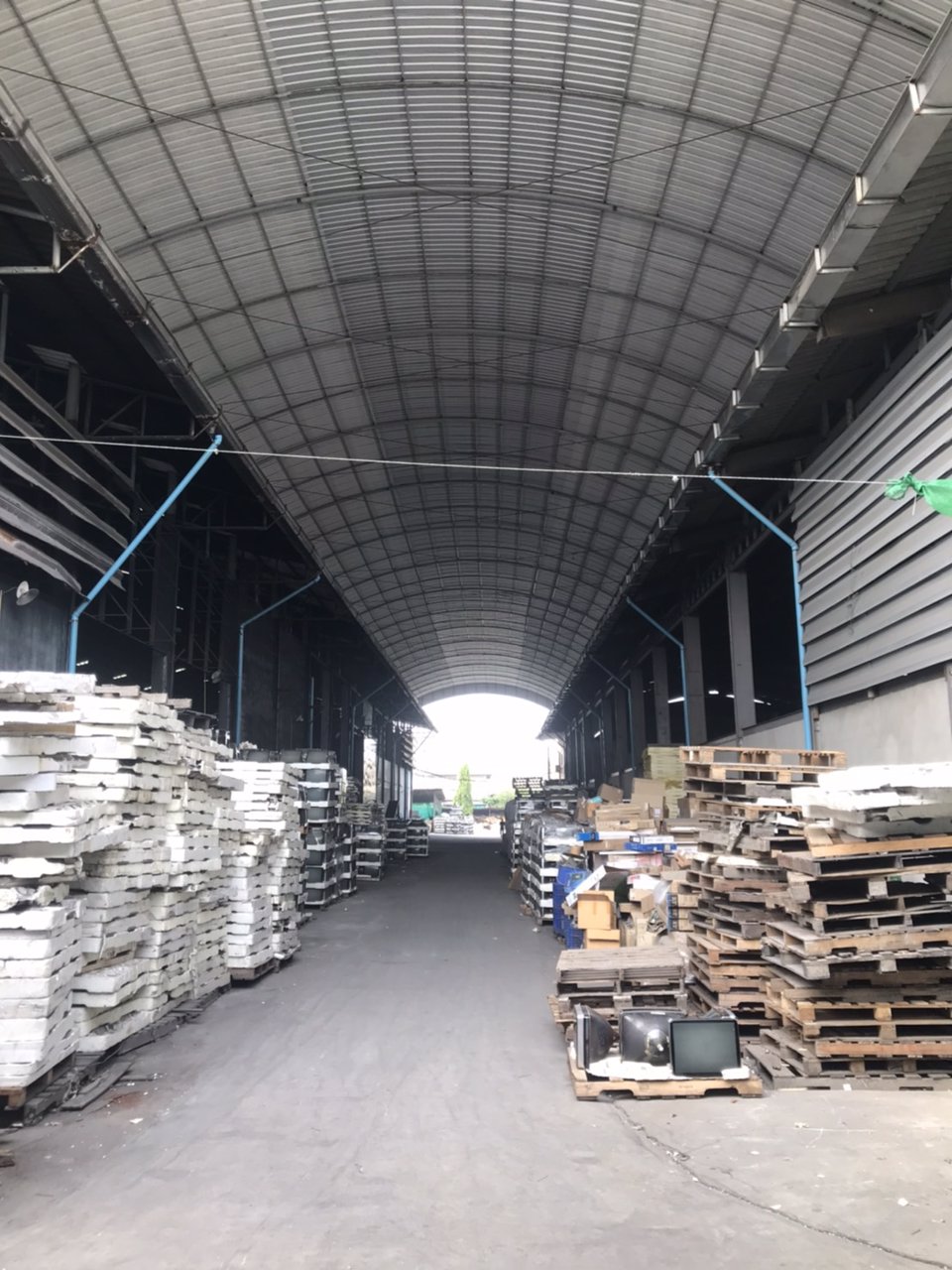 ขายอาคารโรงงาน-โกดังอยู่ถนนสุขุมวิทอำเภอเมืองจังหวัดสมุทรปราการเนื้อที่-6-ไร่